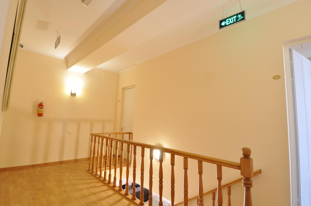 Albert House Hotel And Tours Yerevan Ngoại thất bức ảnh