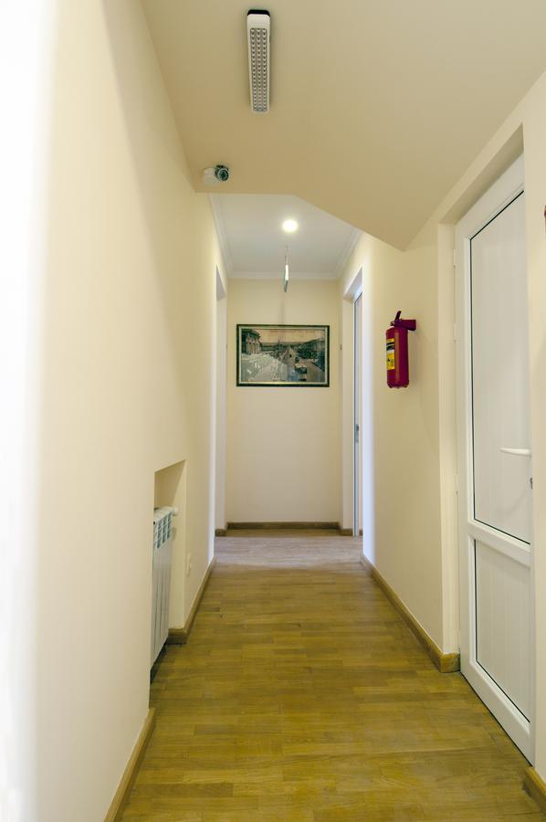 Albert House Hotel And Tours Yerevan Ngoại thất bức ảnh